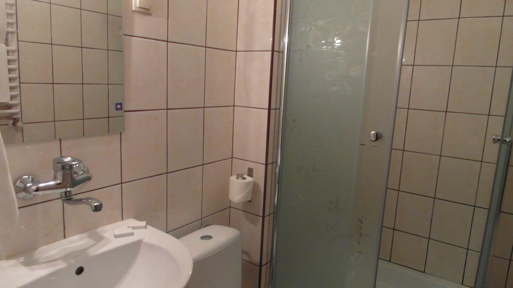 Hotel Julianow Warszawa Rum bild
